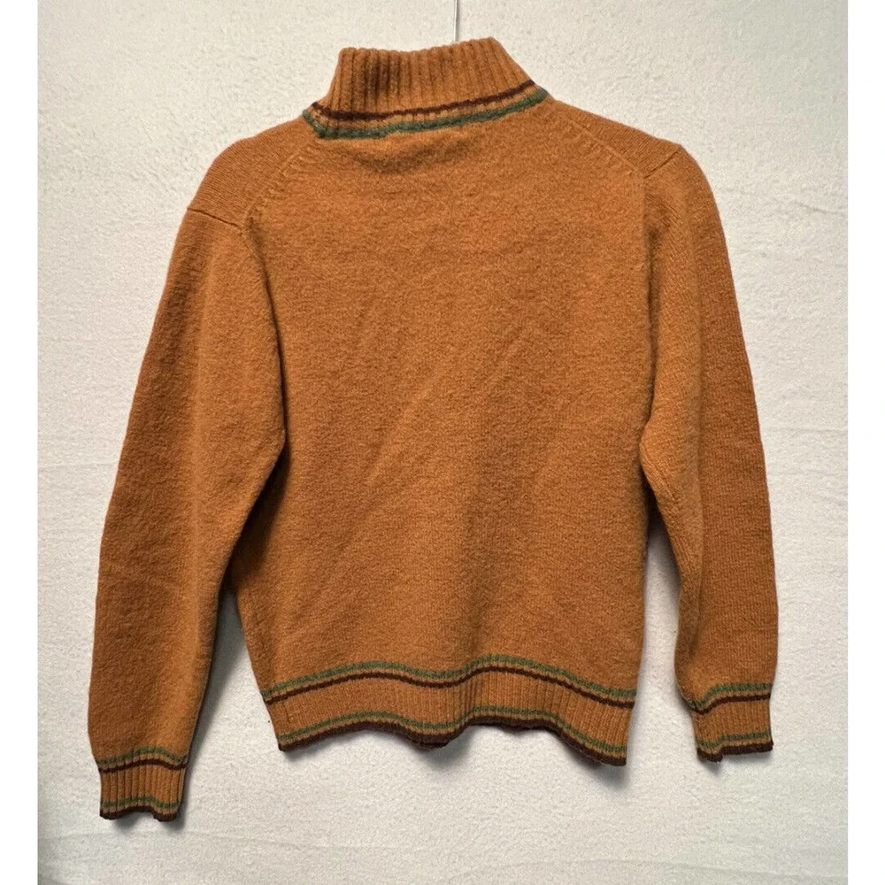 TUCKER KNITS Sweater Basketball print Mock Neck - Picture 3 of 11